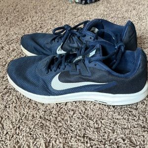 Nike mens size 8